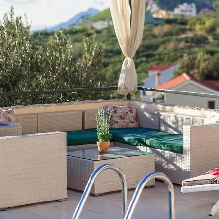 Fiesta In Makarska, Gym, Private Pool, Sauna Vila Makarská
