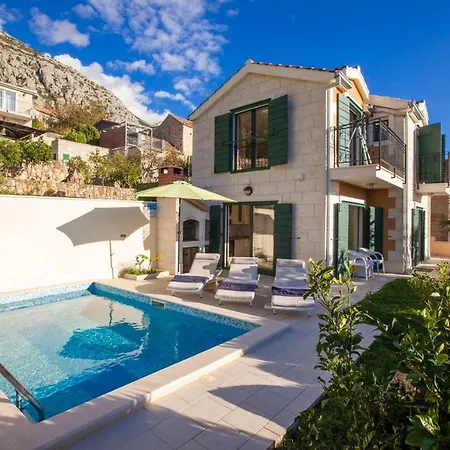 Fiesta In Makarska, Gym, Private Pool, Sauna Vila